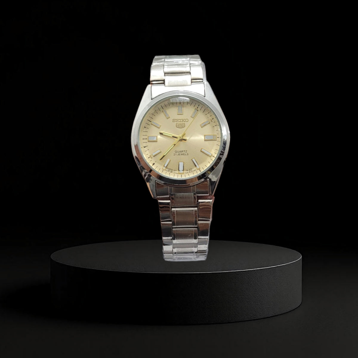Reloj Seiko Clásico para Hombre - Acero Plateado y Esfera Champán