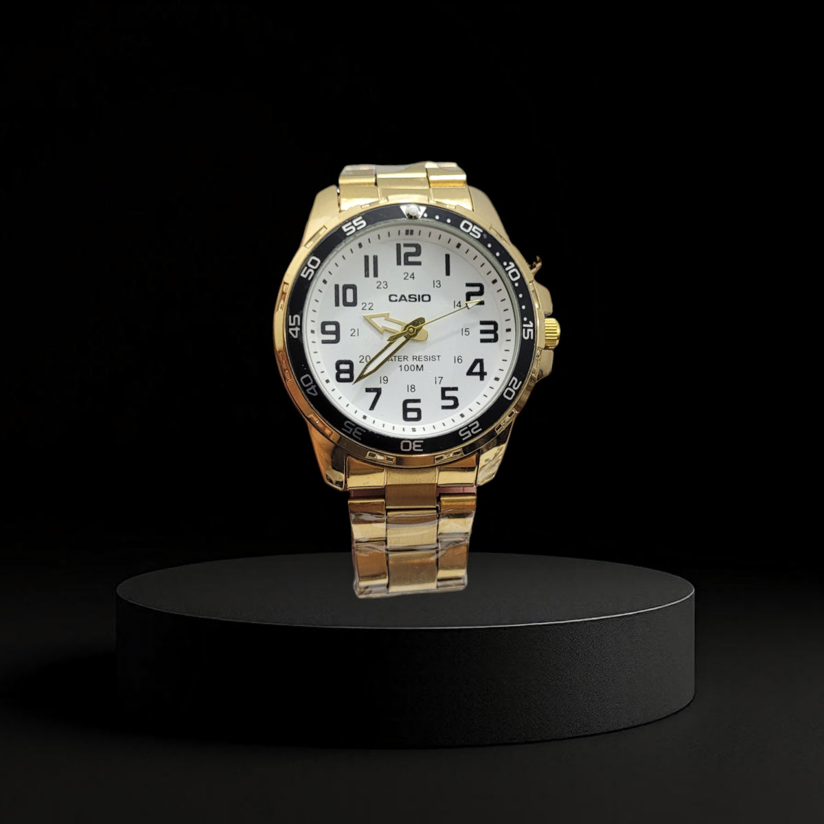 Reloj Casio Deportivo para Hombre - Acero Dorado y Esfera Blanca