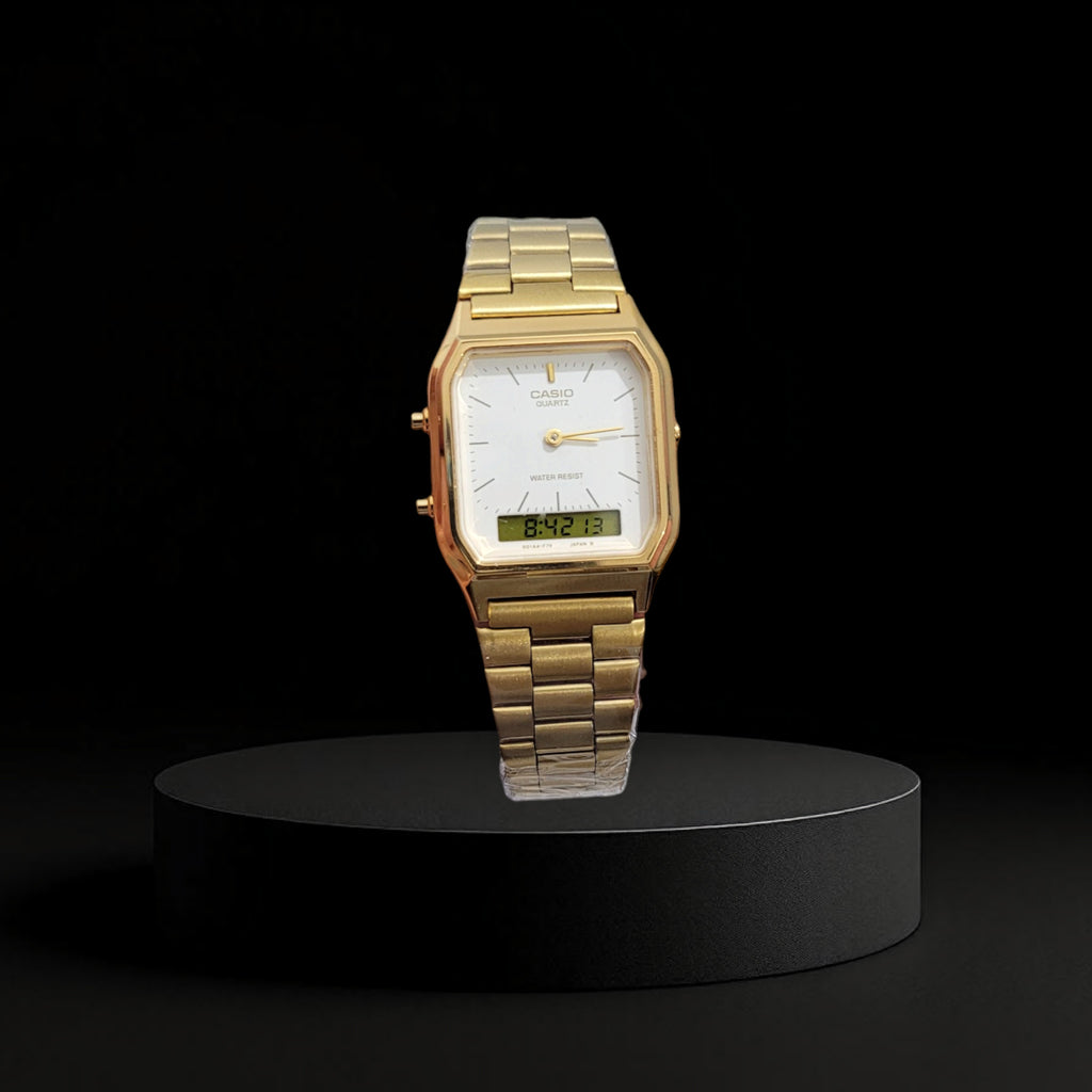 Reloj Casio Vintage AQ-230 Clásico - Dorado con Carátula Blanca