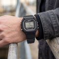 Reloj Casio W-218H Deportivo Negro para Hombre - Estilo Robusto Illuminator