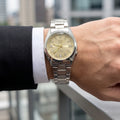 Reloj Seiko Clásico para Hombre - Acero Plateado y Esfera Champán